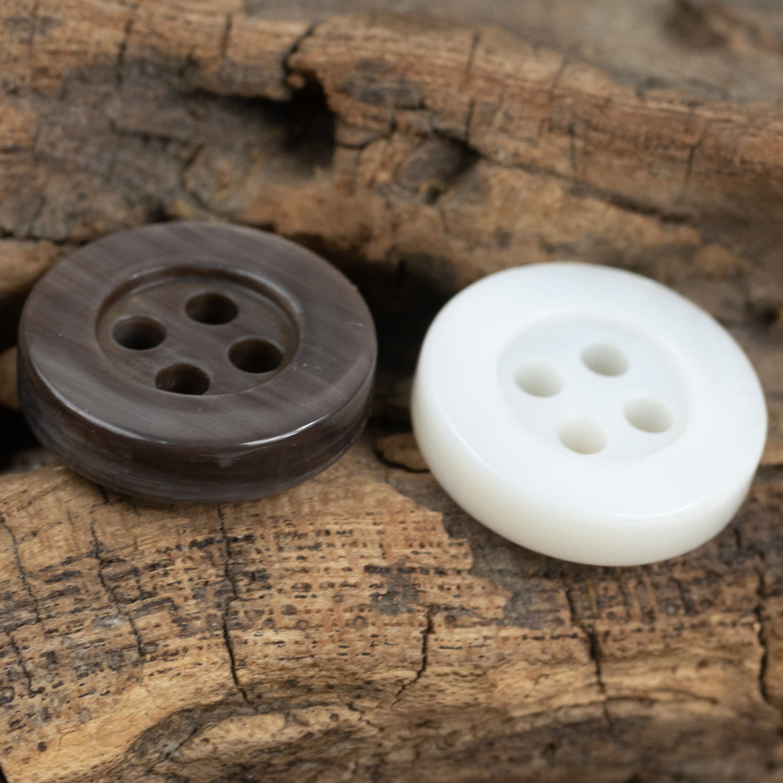 White Smoky Gray Pearl Shell Buttons for Natural Silk Shirts 30pcs - Lots of Buttons
