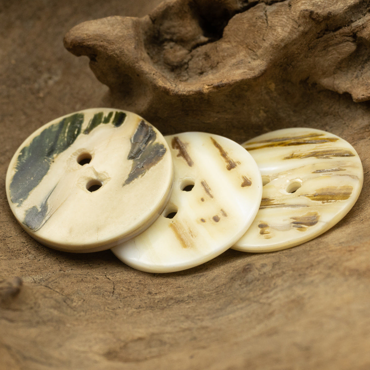 11.5/18/25mm Classic Flat Two-Hole Natural River Shell Buttons 10pcs - Lots of Buttons