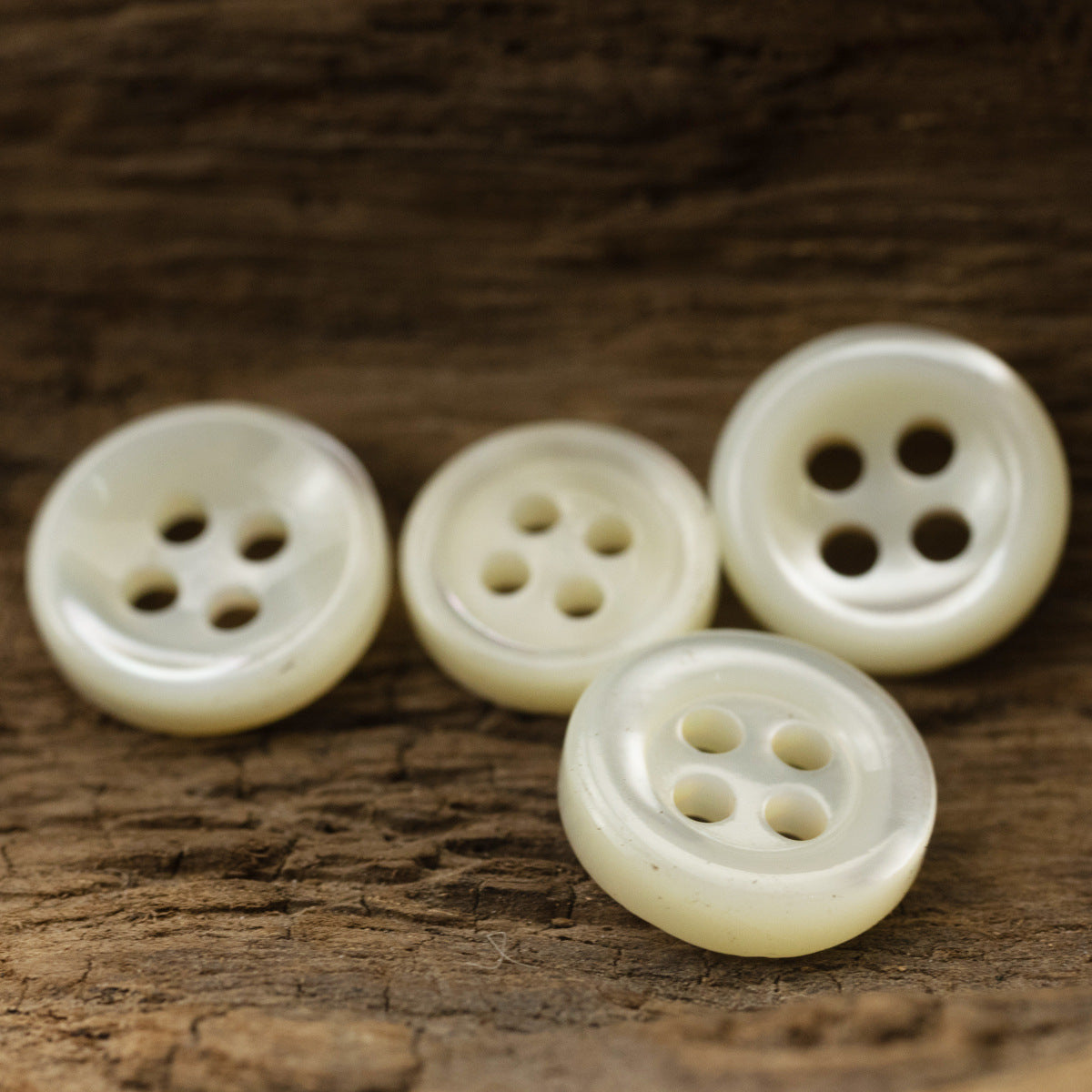 Beige Shell Buttons for Retro Silk Shirts Dresses 10pcs - Lots of Buttons