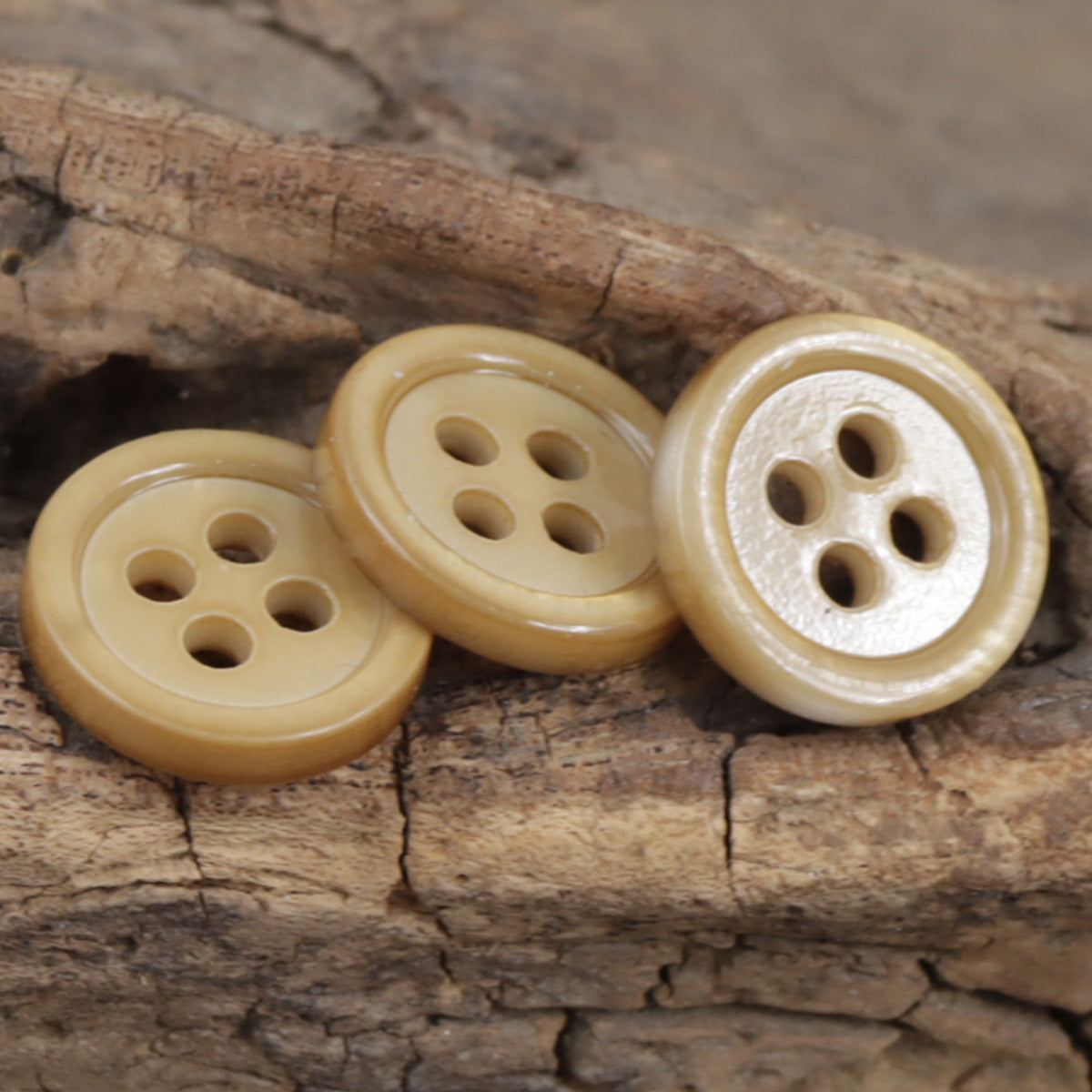 11.5mm Champagne Natural Pearl Shell Buttons 20pcs - Lots of Buttons