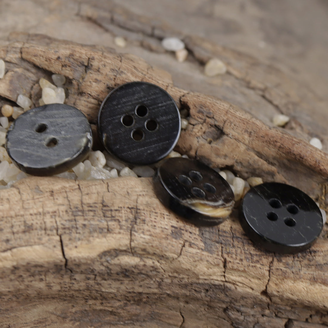 Colorful Romantic Snowflake Black Shell Buttons for Luxury Shirts 10pcs - Lots of Buttons
