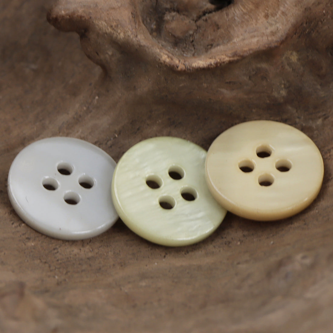 15mm Gray Khaki Turquoise Natural Shell Buttons for Cardigans 30 Pack - Lots of Buttons