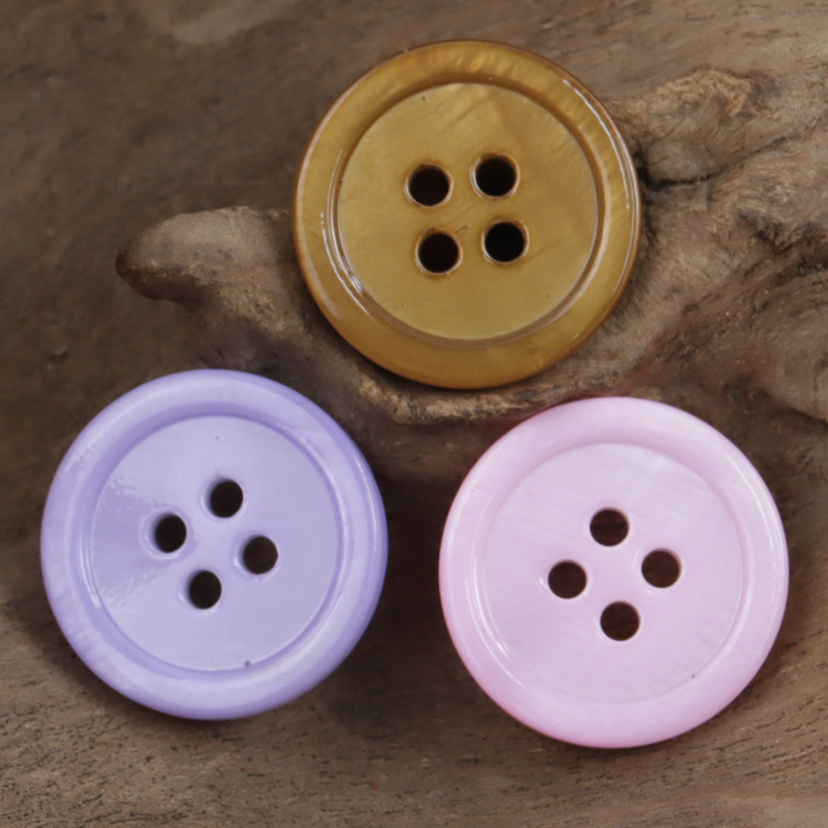 Candy-Colored Round Natural Shell Buttons for Clothes DIY Craft 10 Pack - Lots of Buttons