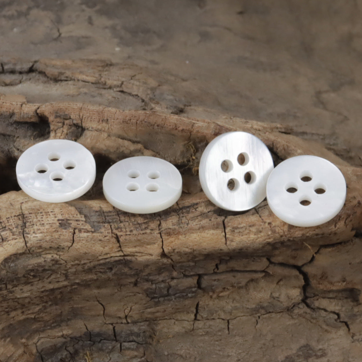 11.5MM Slim Rim Round 4-Hole White Natural Shell Buttons for Shirts 10pcs - Lots of Buttons