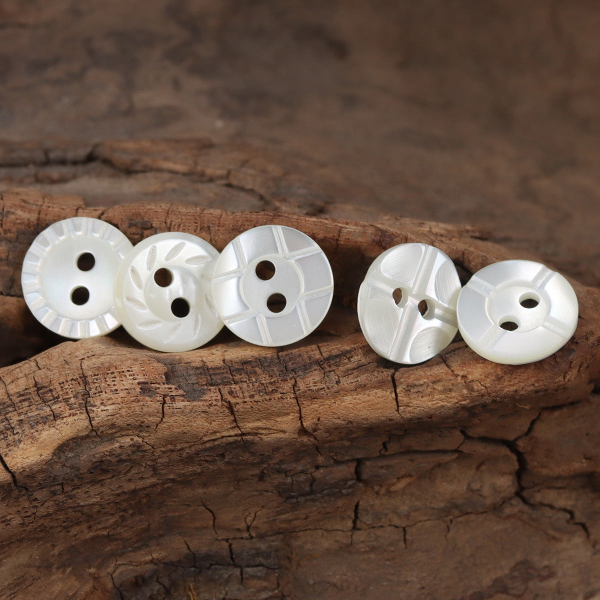 11.5mm White Natural Shell Buttons for Silk Pajamas Velvet Shirts 10pcs - Lots of Buttons