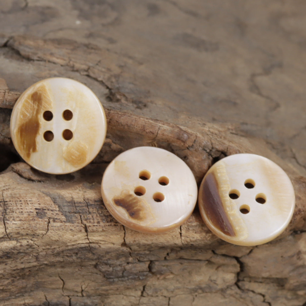Genuine Irregular Light Beige Shell Buttons 10pcs - Lots of Buttons