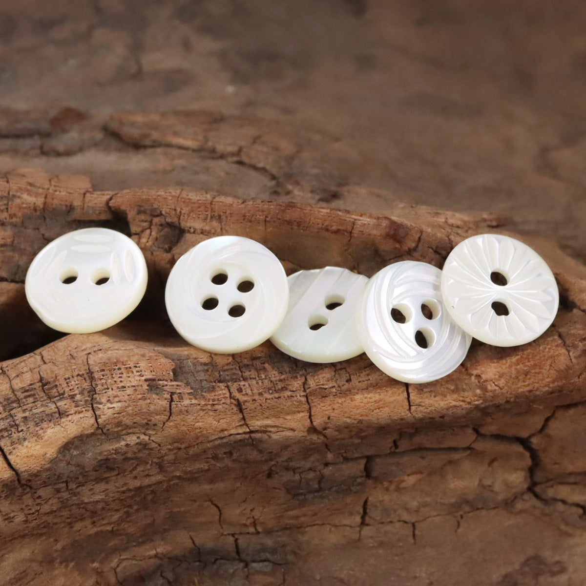 11.5mm 2/3/4-Hole Natural Shell Buttons for Silk Shirts 10pcs - Lots of Buttons