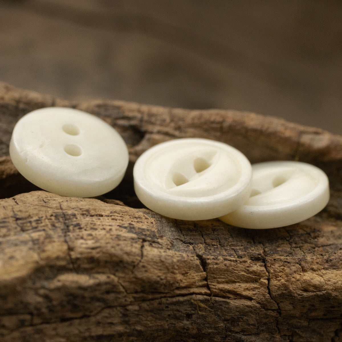 11.5mm Ivory Two-Hole Fish-Eye Bovine Bone Buttons for Shirt 10pcs - Lots of Buttons
