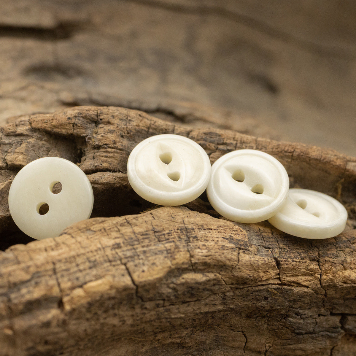 11.5mm Ivory Two-Hole Fish-Eye Bovine Bone Buttons for Shirt 10pcs - Lots of Buttons