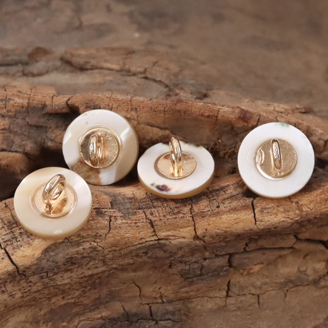 11.5mm Beige Shell Buttons with Metal Shanks for Silk Shirts 10pcs - Lots of Buttons
