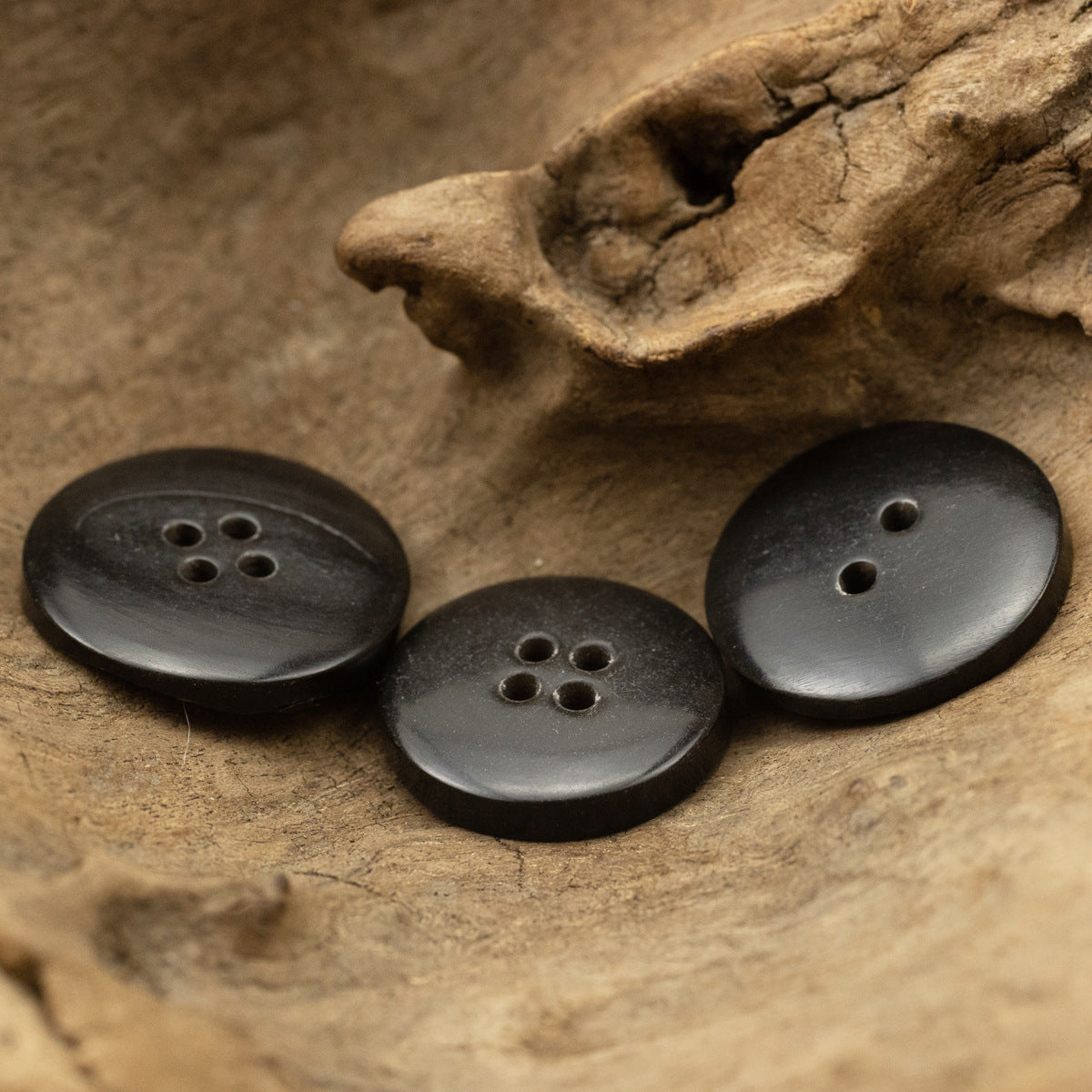 11.5-30mm Rough and Uneven Black Horn Buttons 10pcs - Lots of Buttons