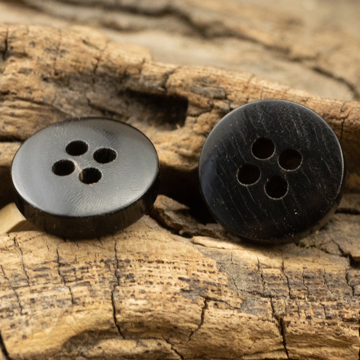10/11.5/12.5mm Natural Black Genuine Horn Four-Hole Buttons 10pcs - Lots of Buttons