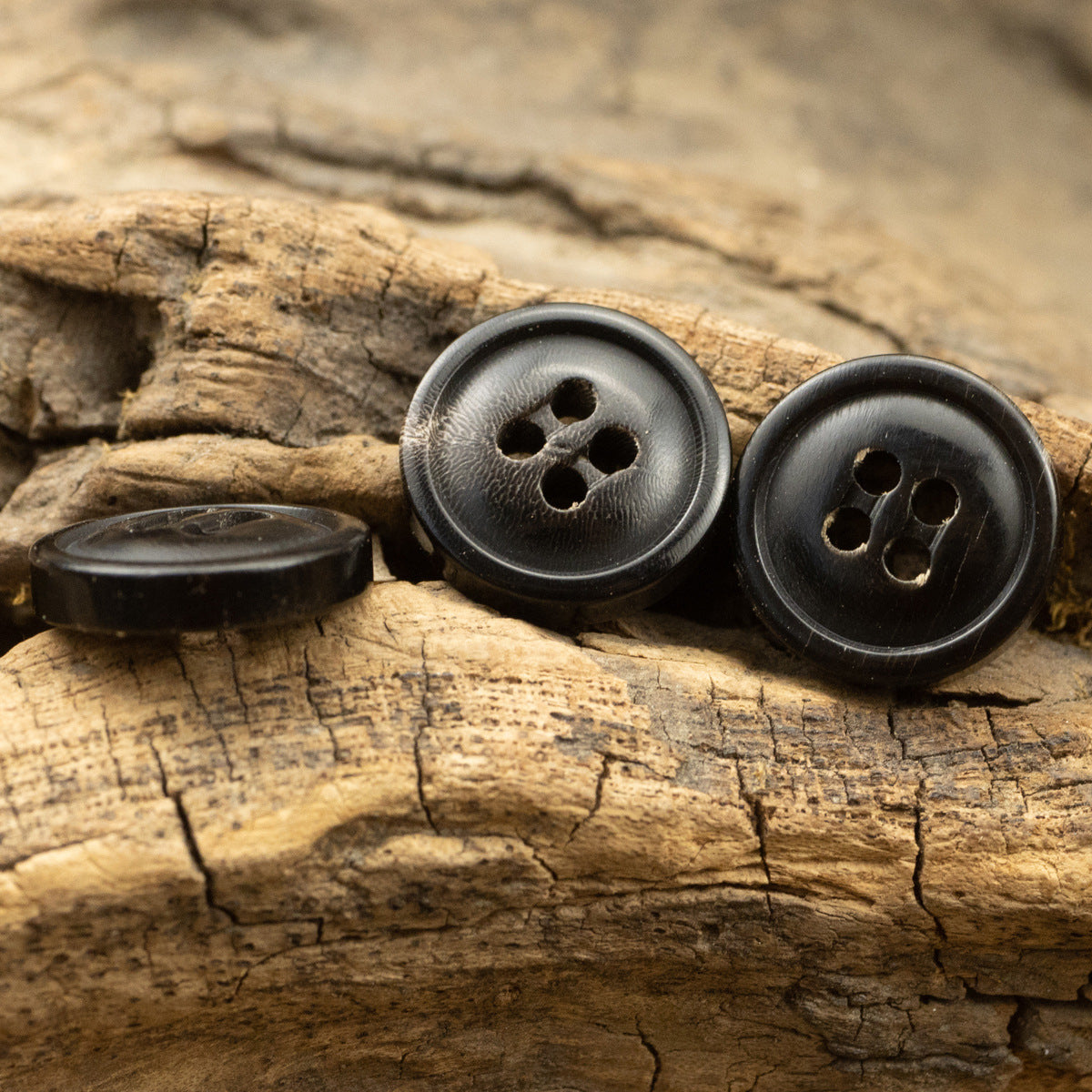 10/11.5/12.5mm Natural Black Genuine Horn Four-Hole Buttons 10pcs - Lots of Buttons