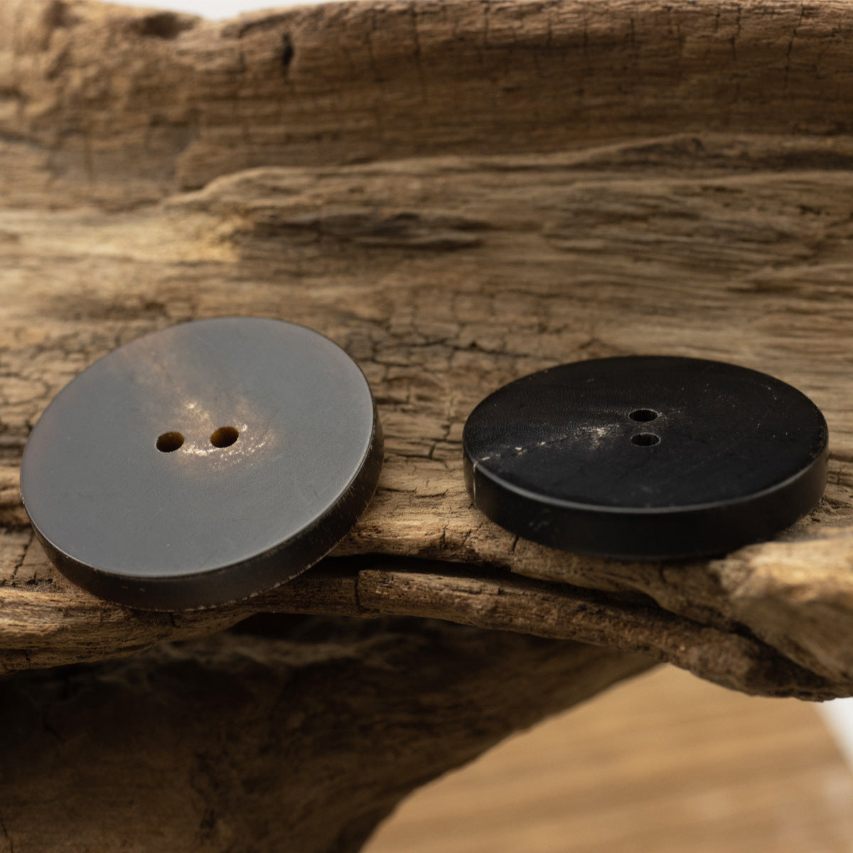 15-28MM Matte Black Flat Two-Hole Horn Buttons 10pcs - Lots of Buttons