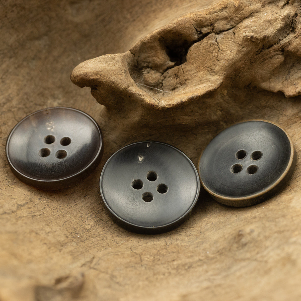 Burnt-Edge Bowl-Shaped Black Horn Buttons for Retro Wool Suits 10pcs - Lots of Buttons