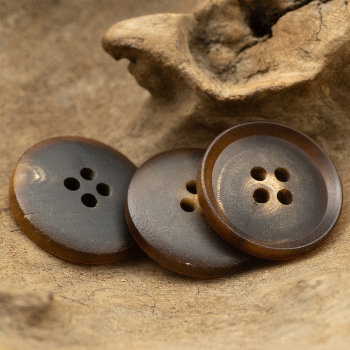 Dark Brown Genuine Horn Buttons for Casual Vintage Suits - 10pcs - Lots of Buttons