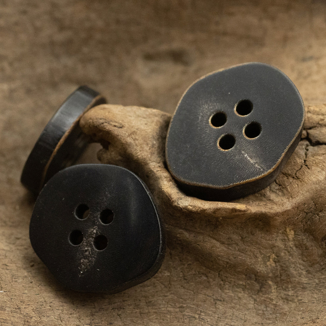 Irregular Polygonal Vintage Burnt Ochre Flat Horn Buttons 10pcs - Lots of Buttons