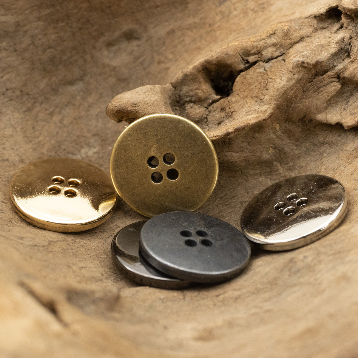 Round Slim Edged 4 Hole Zinc Alloy Metal Clothing Buttons,10pcs - Lots of Buttons