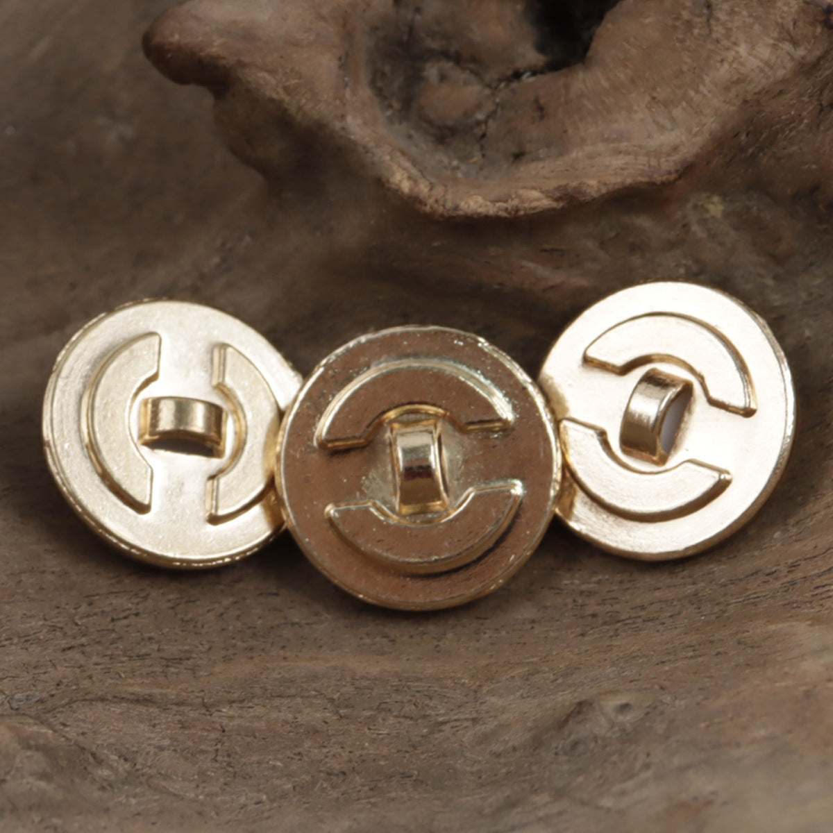 15mm Gold Zinc Alloy Metal Base Button with Inlaid White Resin Pearl 10pcs - Lots of Buttons