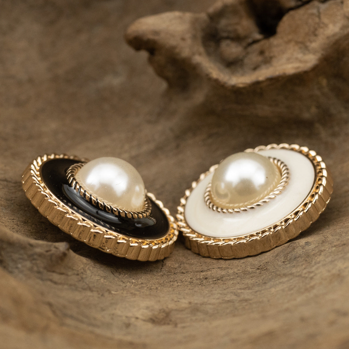 Vintage Black White Pearl Metal Buttons for Lady Coats Dresses 10PCS - Lots of Buttons