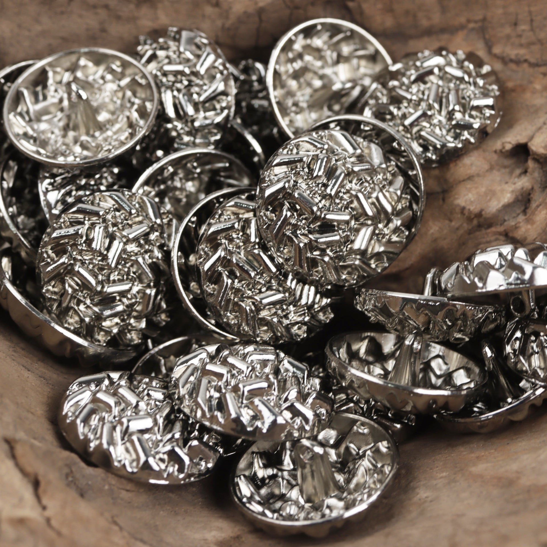 20-25mm Gold and Silver Abstract Art Metal Buttons with Handle 10pcs