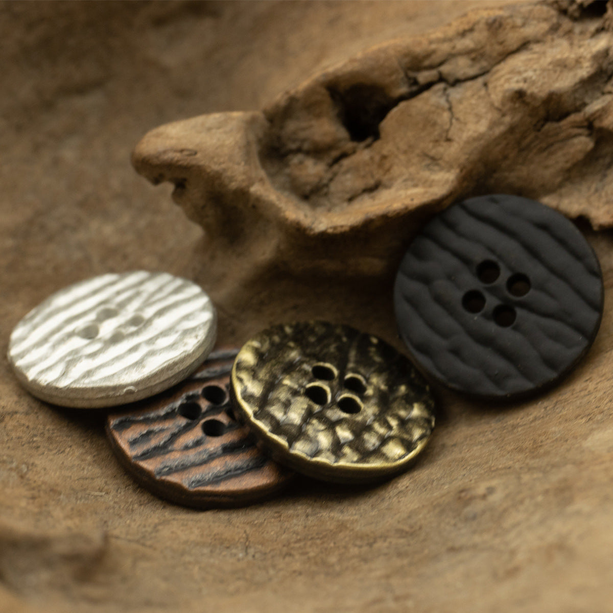Vintage Antiqued Bronze Copper Red Metal Buttons for Workwear 10pcs - Lots of Buttons