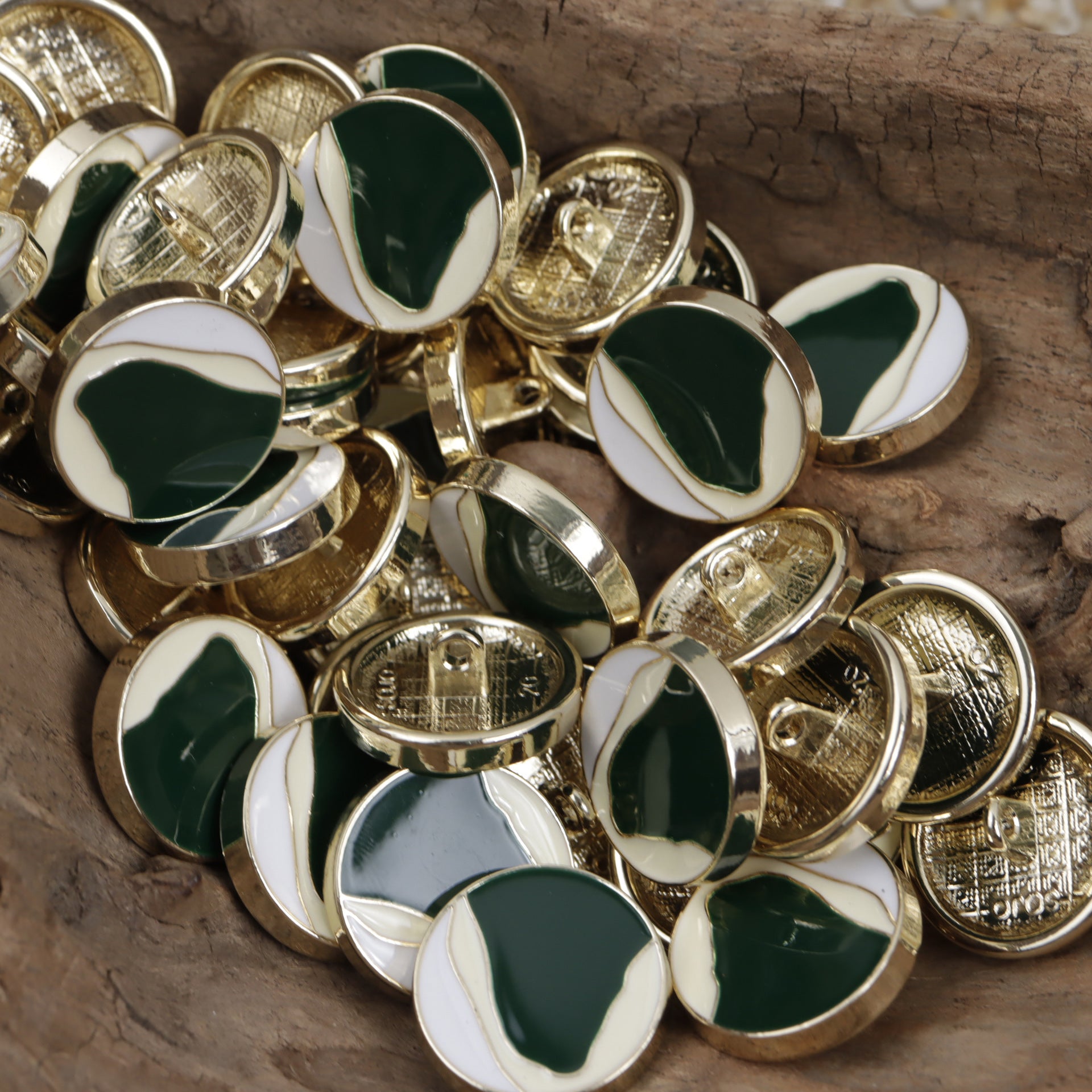 Vintage Oil Painting Green Black White Metal Buttons 10pcs - Lots of Buttons