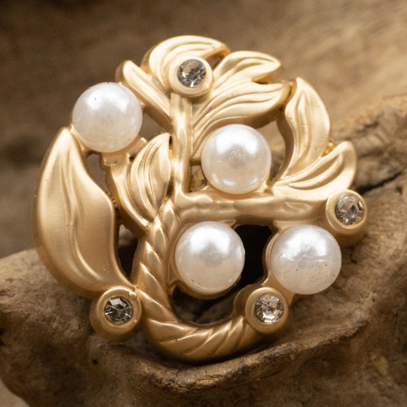 Irregular Hollow Leaf Petal Diamond-Inlaid Pearl Metal Buttons 10pcs - Lots of Buttons