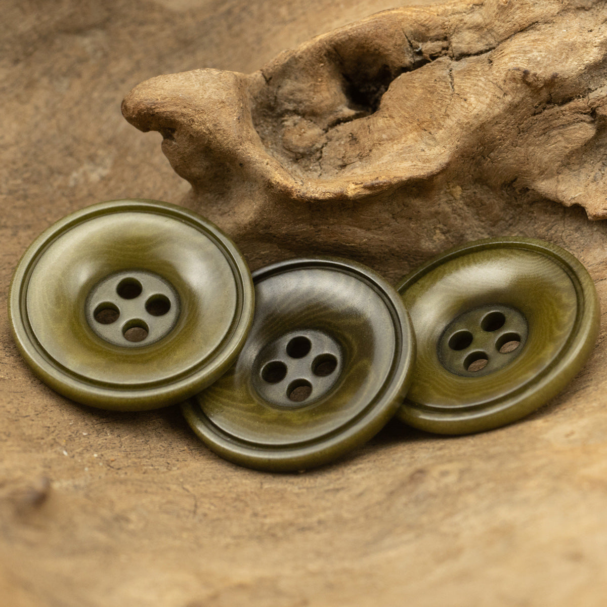 23mm Military Green Wide-Edged Four-Hole Fruit Button 10pcs - Lots of Buttons