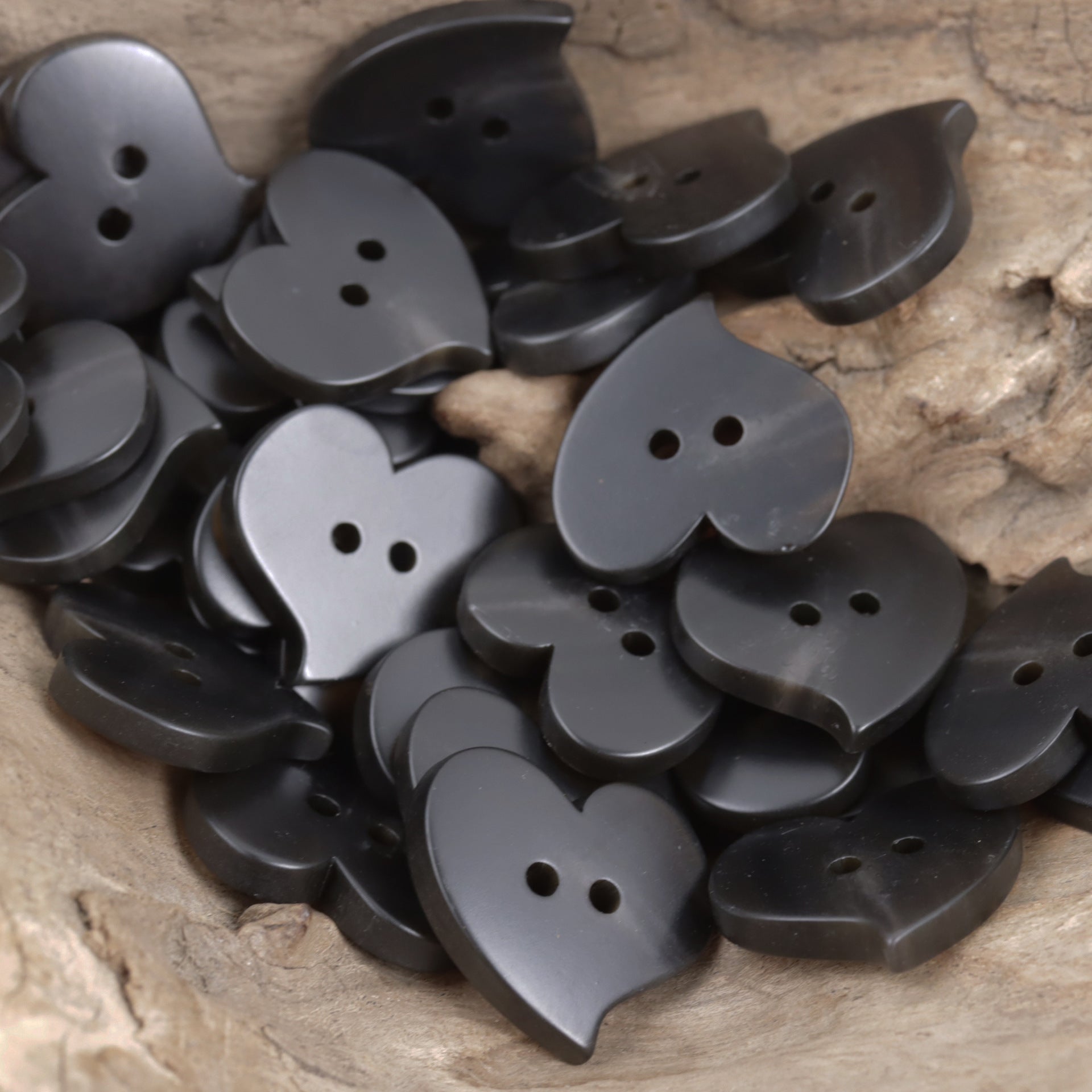 Heart-Shaped Two-Hole Khaki Resin Flat Button 10pcs - Lots of Buttons