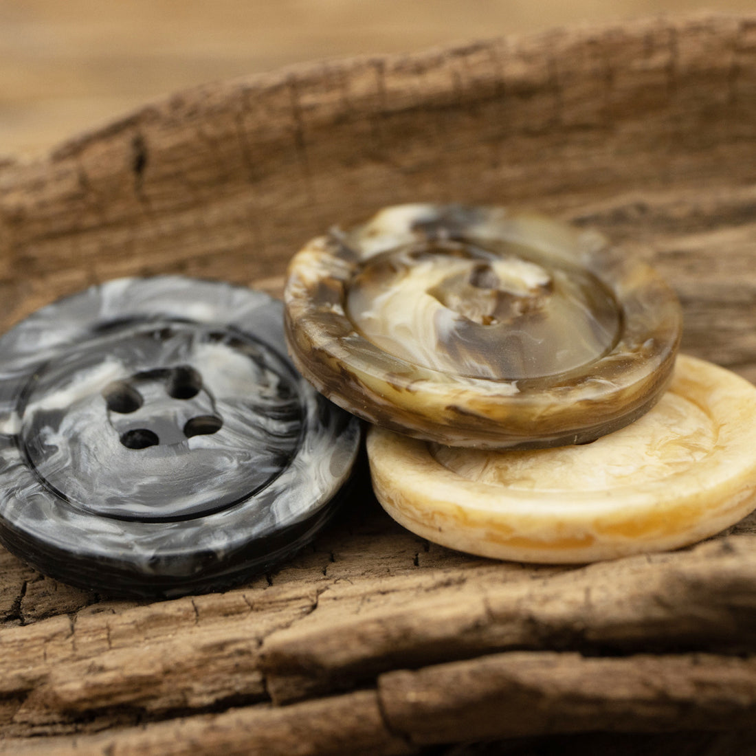Wide-Brim Marble Texture Milky Coffee-Colored Resin Buttons 20pcs - Lots of Buttons
