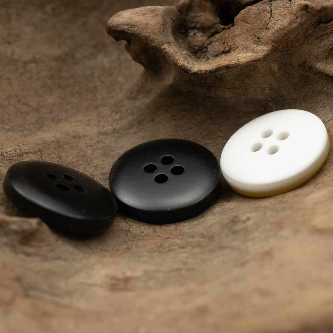 Gradient Dark Blue Crescent Pattern Flat Resin Buttons for Knitwear 30pcs - Lots of Buttons