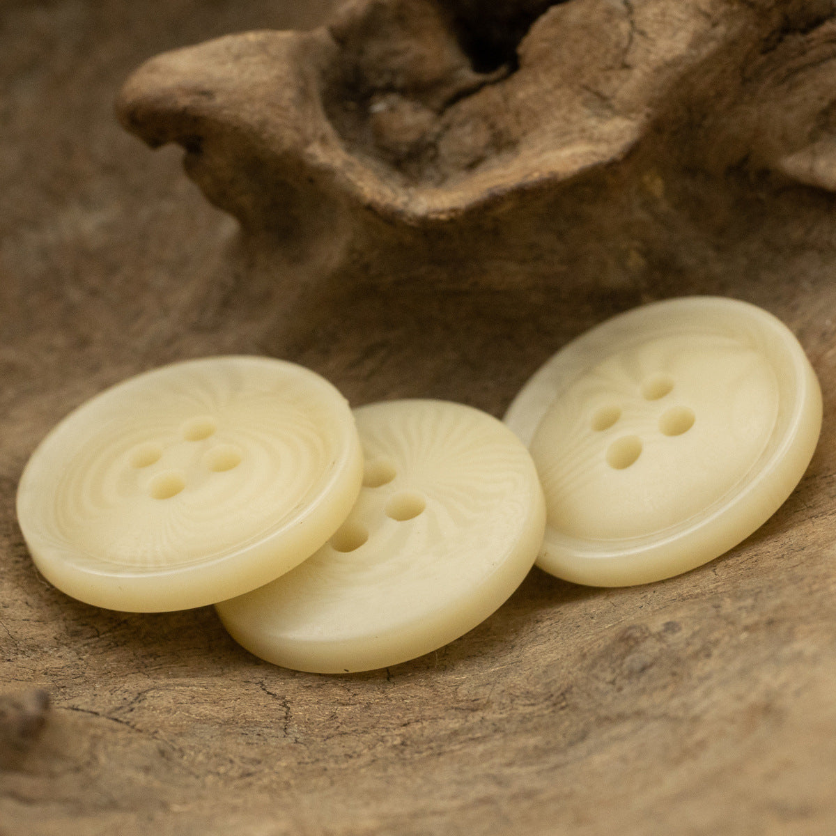 15/20mm Yellow Resin Buttons with Imitated Fruit Texture 40pcs - Lots of Buttons