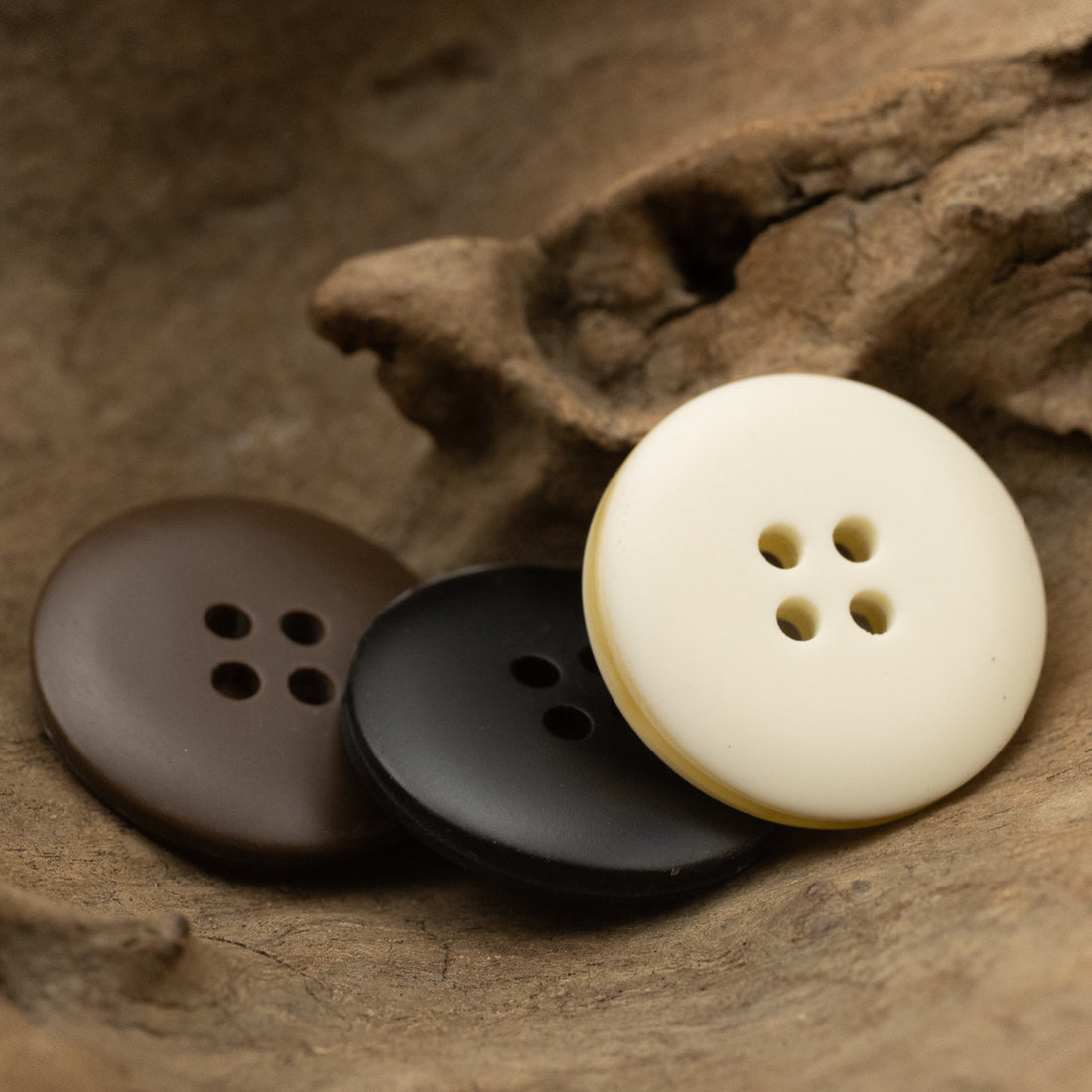 Round Light and Shadow Resin Buttons for Shirts Coats 20pcs - Lots of Buttons