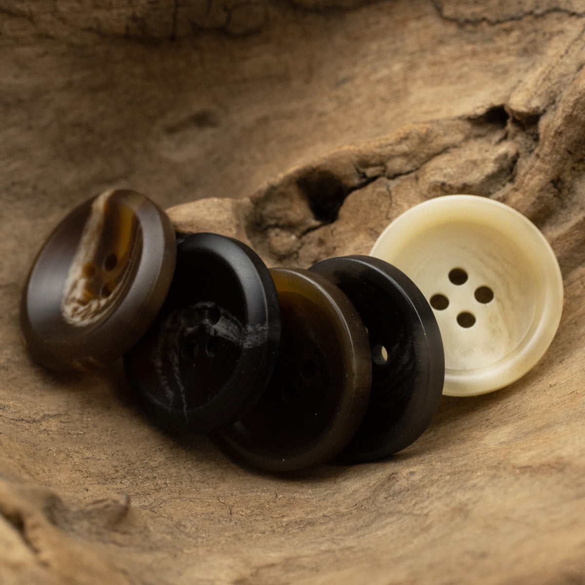 15-25mm Black Coffee Resin Buttons for Casual Pants 50 Pack - Lots of Buttons
