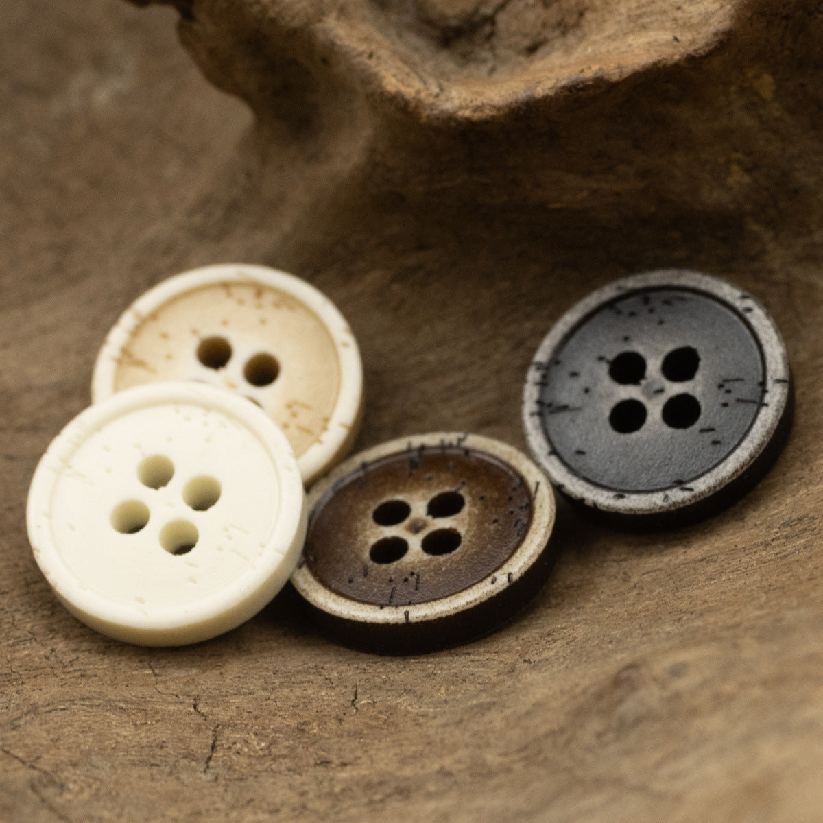 Imitation Bone Grain Distressed Resin Buttons for Denim Shirts 40 Pack - Lots of Buttons