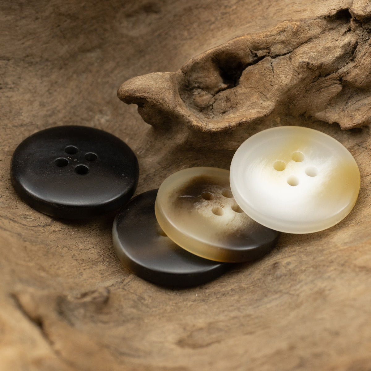 15-30MM Brown Four-Hole Resin Buttons for Casual Pants 40 Pack - Lots of Buttons