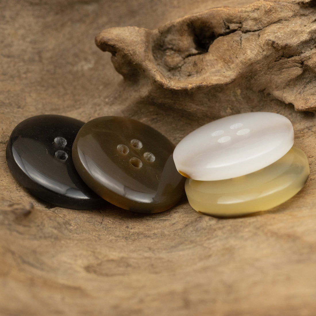 15-25mm Wood Grain Round Resin Buttons for Knitted Dresses 40 Pack - Lots of Buttons