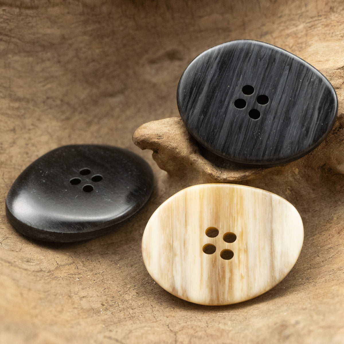 Large Irregular Oval Resin Buttons Imitation Wood Grain 6pcs - Lots of Buttons