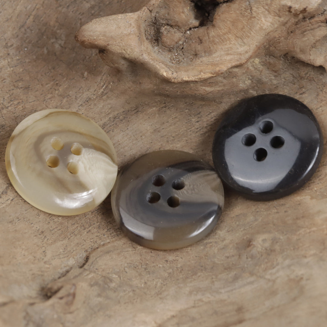 Resin Buttons for Light Khaki Casual Cargo Pants 30pcs - Lots of Buttons