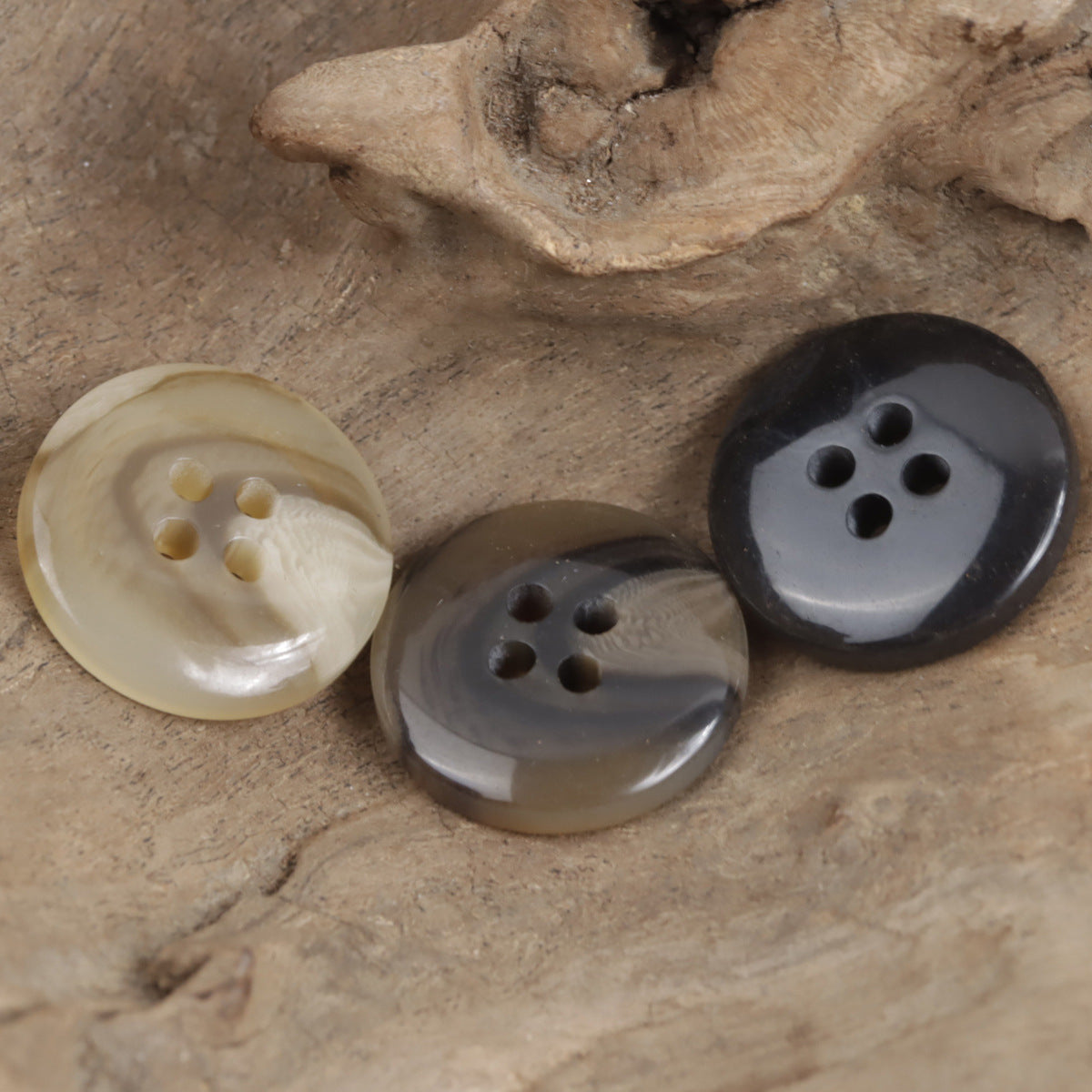 Resin Buttons for Light Khaki Casual Cargo Pants 30pcs - Lots of Buttons