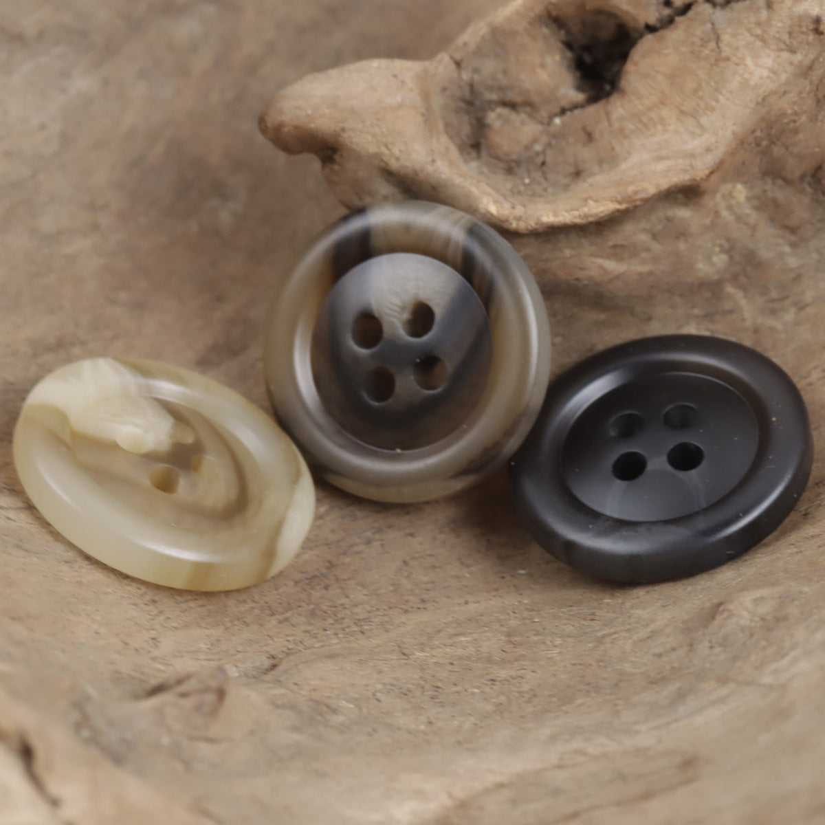 Resin Buttons for Light Khaki Casual Cargo Pants 30pcs - Lots of Buttons