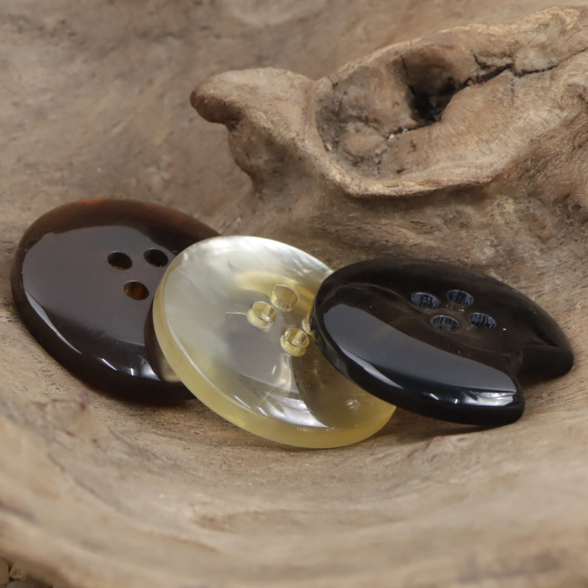 Chipped Transparent Malt Color Coffee Black Resin Buttons 20pcs - Lots of Buttons