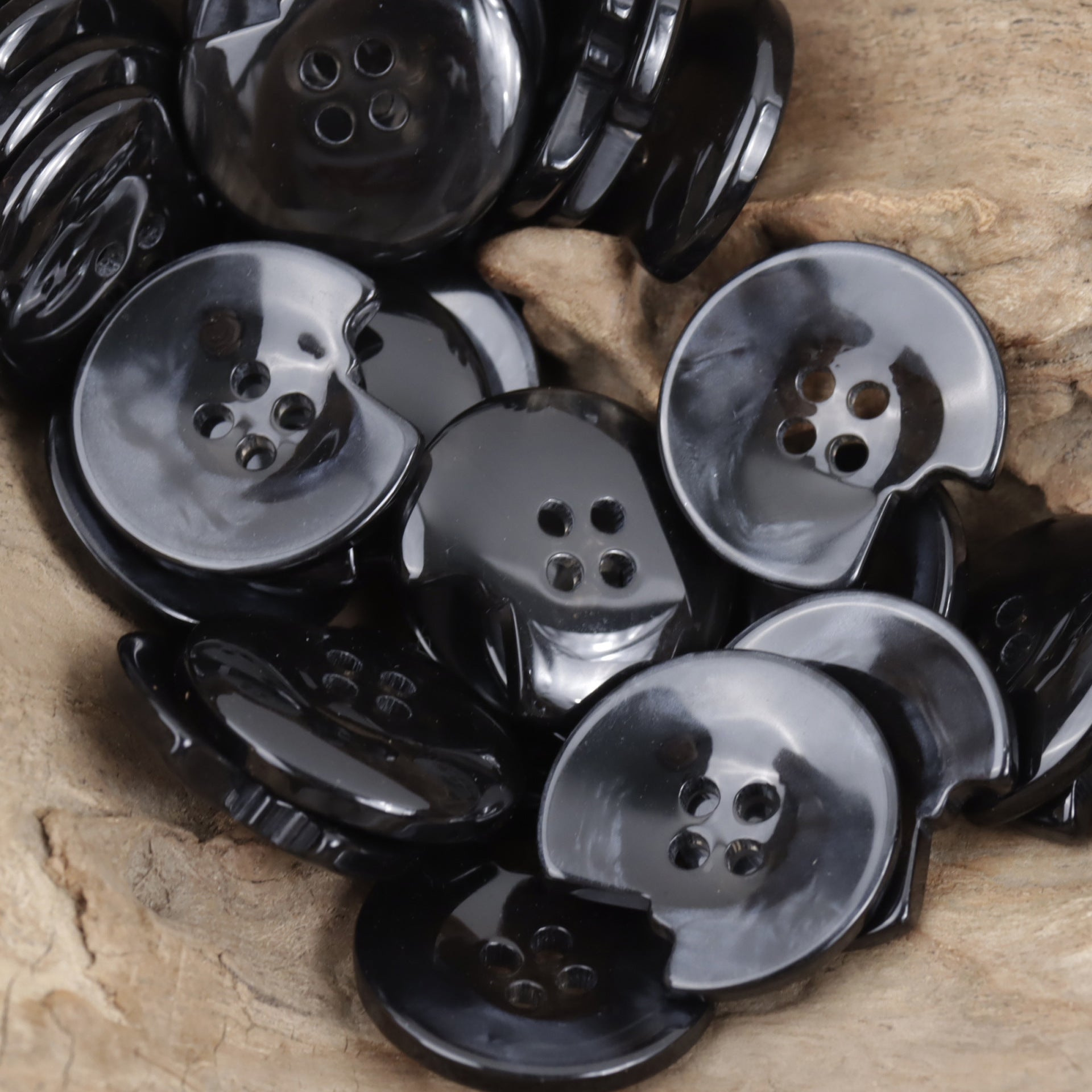 Chipped Transparent Malt Color Coffee Black Resin Buttons 20pcs - Lots of Buttons
