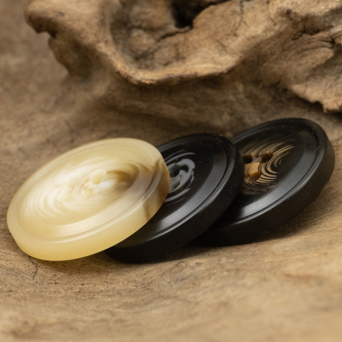 Moon Shadow Water Ripple Coffee Khaki Resin Buttons 30pcs - Lots of Buttons