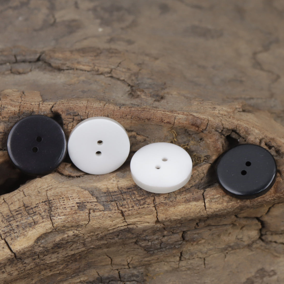 11.5mm Round 2 Hole White Black Resin Buttons,100pcs - Lots of Buttons