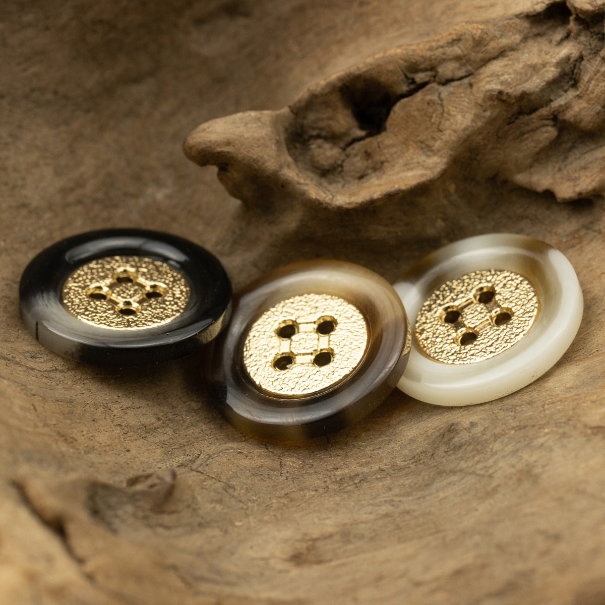 Golden Metal Rimmed Round Resin Buttons for Knitwear 10pcs - Lots of Buttons