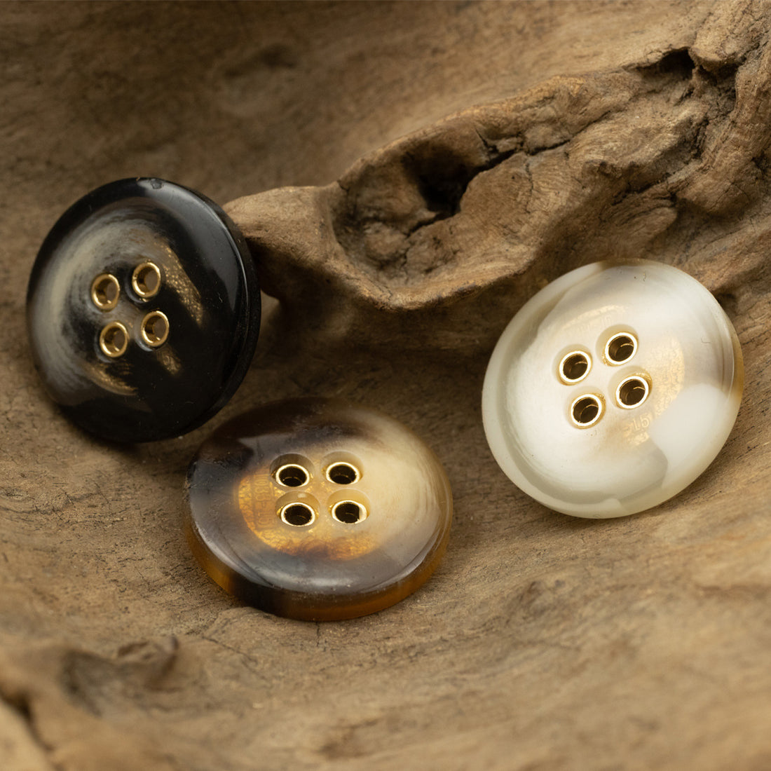 Golden Metal Rimmed Round Resin Buttons for Knitwear 10pcs - Lots of Buttons