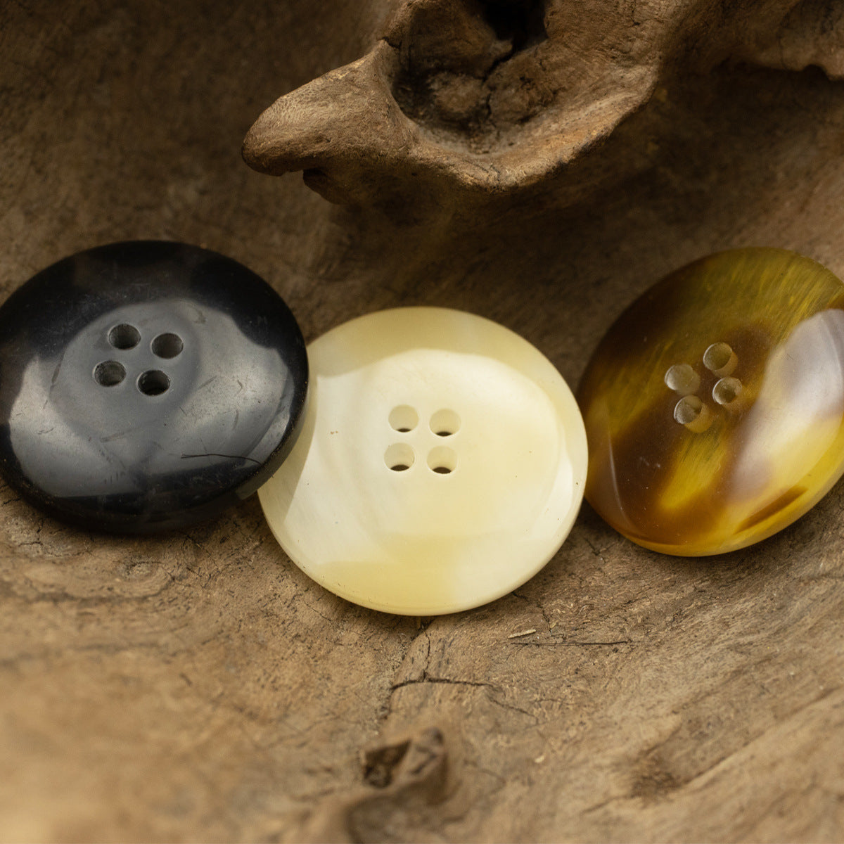 15-30mm Gradient Imitation Amber Pattern Resin Buttons 20pcs - Lots of Buttons
