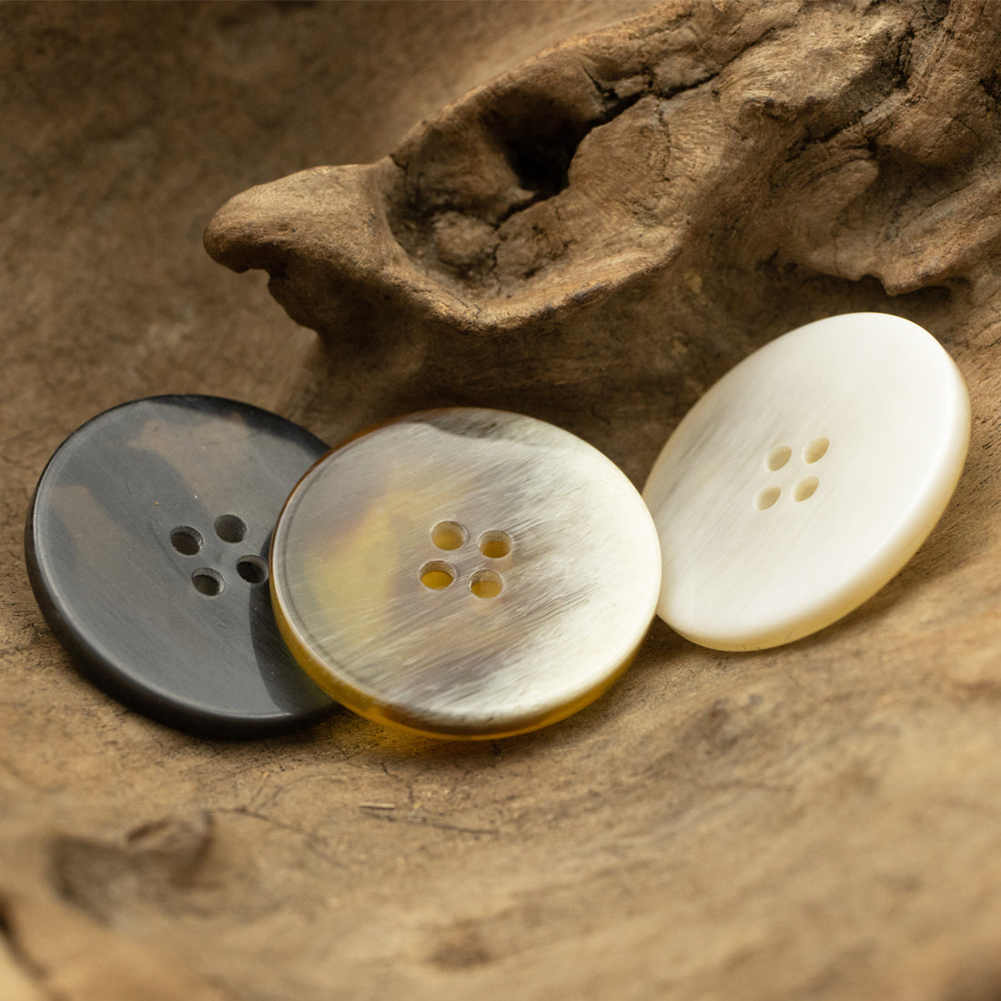 15-30mm Gradient Imitation Amber Pattern Resin Buttons 20pcs - Lots of Buttons